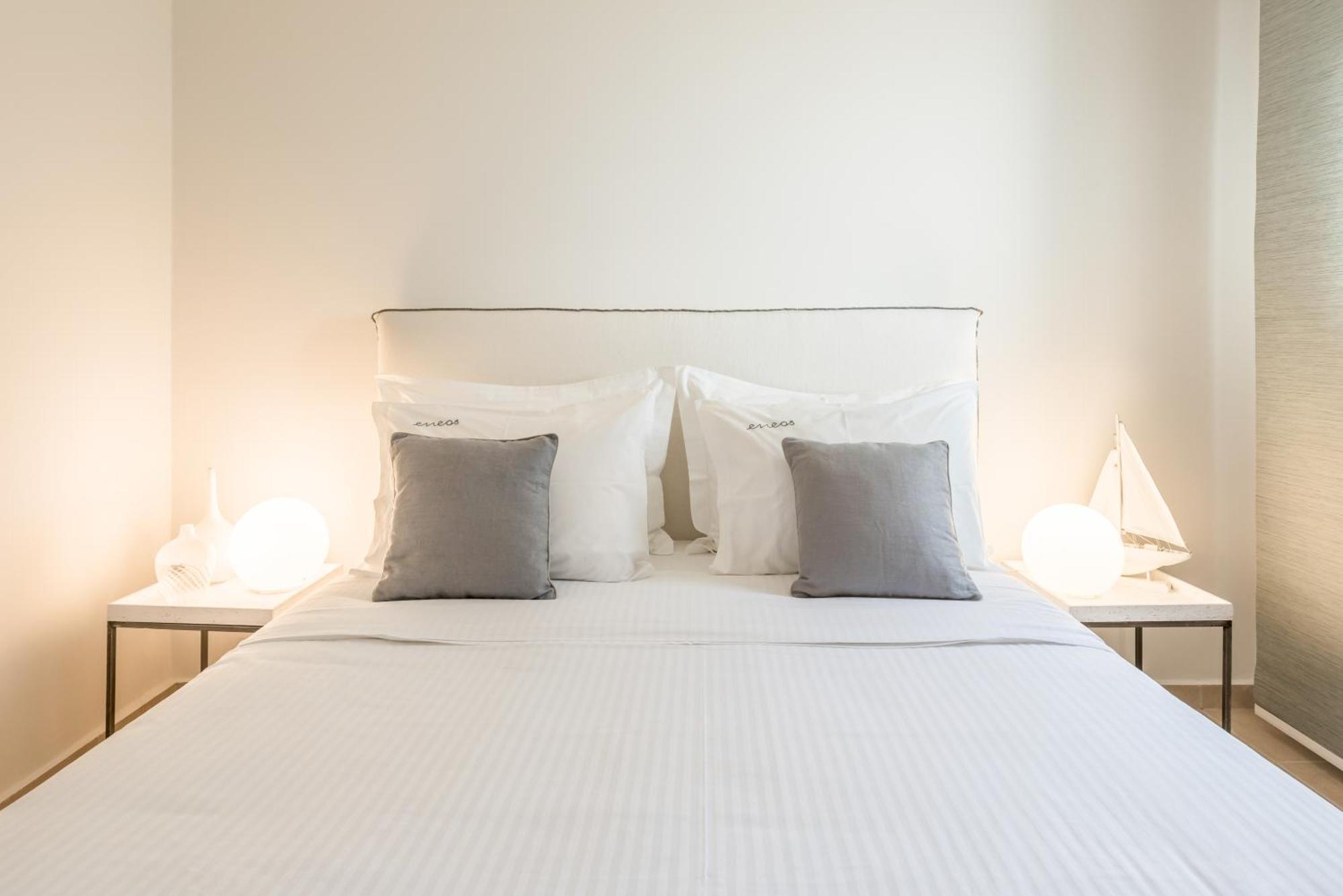 Eneos Kythnos Beach Villas-Elegant And Comfort Villas Oda fotoğraf